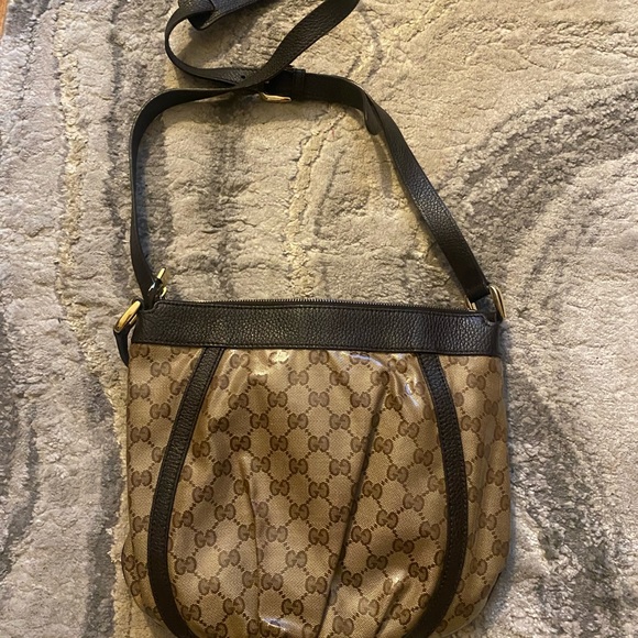 Gucci Beige/Brown Guccissima Patent Leather Abbey D-Ring Crossbody Bag - Picture 5 of 8